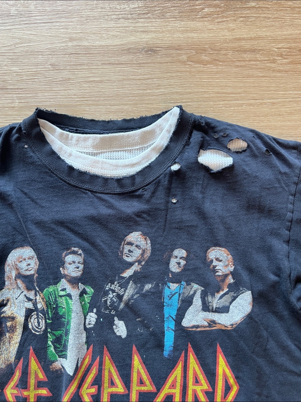Def Leppard band tee - 2007 - Picture 3 of 4